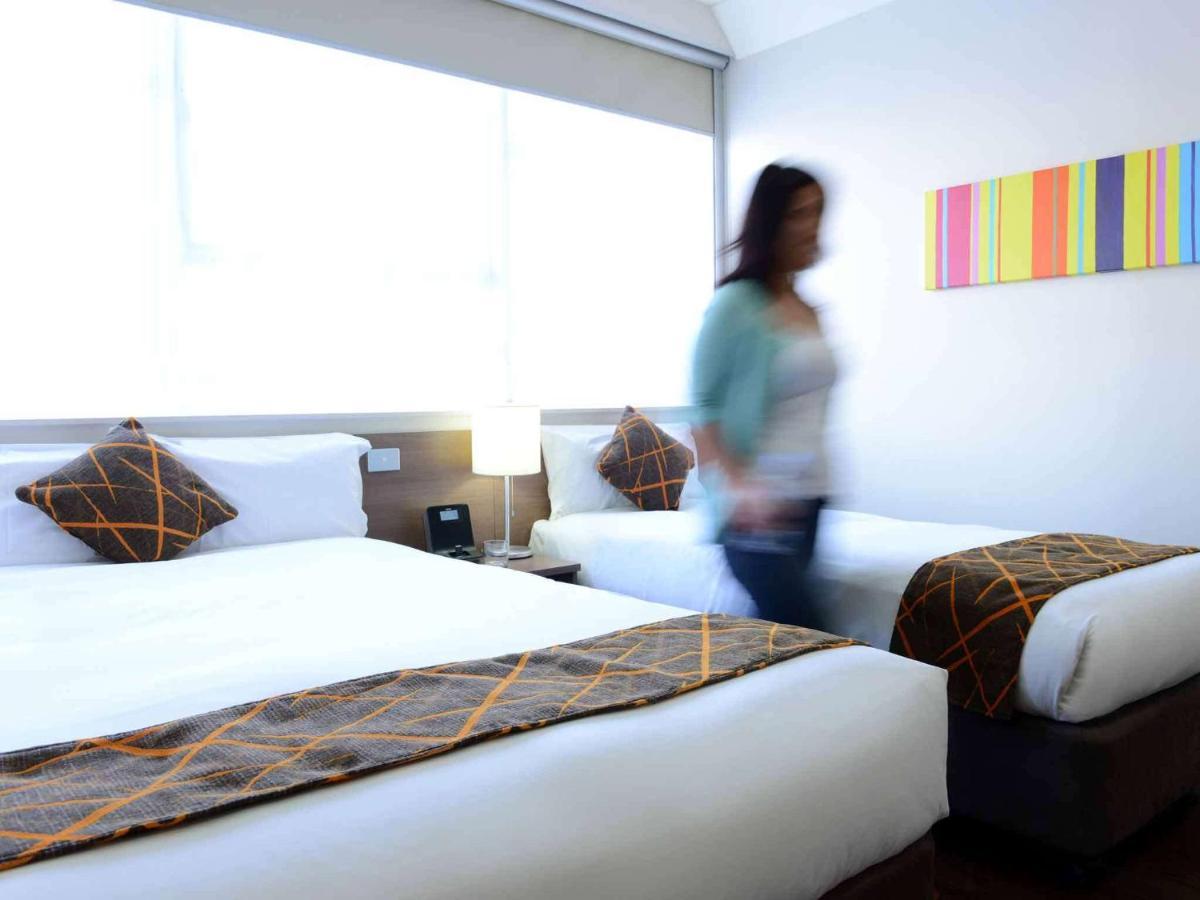 Ibis Styles Adelaide Grosvenor Hotel ภายนอก รูปภาพ